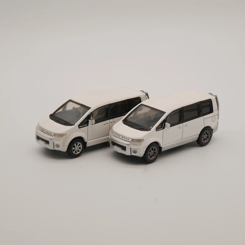 AOSHIMA 1:64 Mitsubishi Delica MPV toy car model