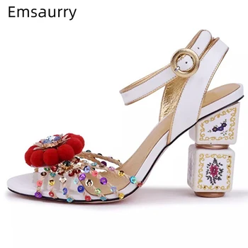 

Straw Weaving Narrow Band Sandals Women Bling Sequins Red Pompom Flowers Printed High Heel Rhinestone Banquet Shoes Woman