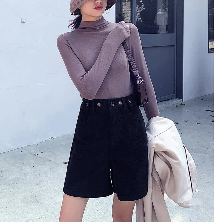 2021 Spring New Women's Loose Pockets Fashion Mid Waist Shorts Office Lady Buttons Female Corduroy Shorts