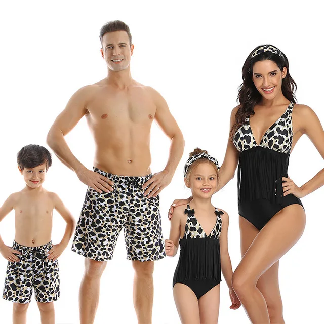 Family Matching Swimwear Mom Daughter Taseel Leaf Blue Bikini Dad Son Bathing Suit Women Men Couples Outfits Girls Boys Swimsuit