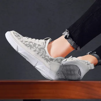 

Professional men's running shoes breathable sports shoes wear-resistant lace casual shoes Zapatos Breathable flying woven shoes