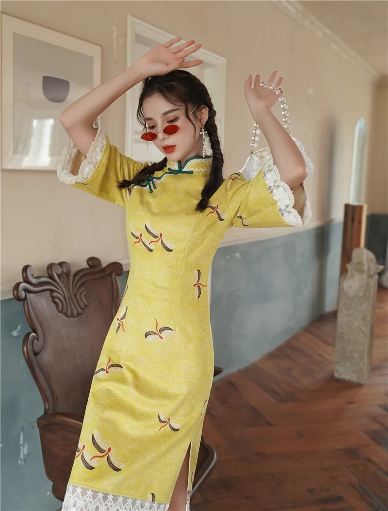 

2020 Autumn and Winter Daily Lace Edge Suede Long Cheongsam New Trumpet Sleeve Cheongsam Dress Improved Print Cheongsam