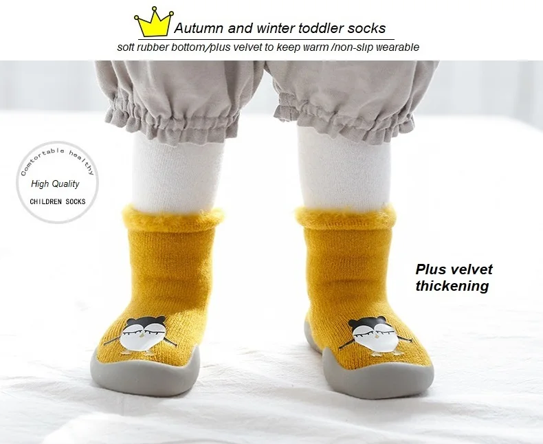 Бархатные носки-тапочки для маленьких девочек и мальчиков Нескользящие Детские ботиночки для малышей мягкие носки на резиновой подошве обувь для новорожденных