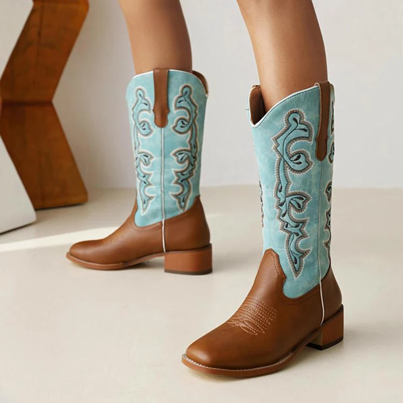 Kolnoo New Handmade Women's Retro Boots Embroidery Classic Midcalf Boots Vintage Style Fashion Party Dress Short Winter Shoes