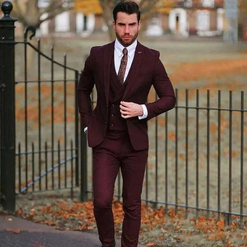 Burgundy 3 Pieces Striped Double Breasted Men Suit Best Men Formal Wedding Suits 