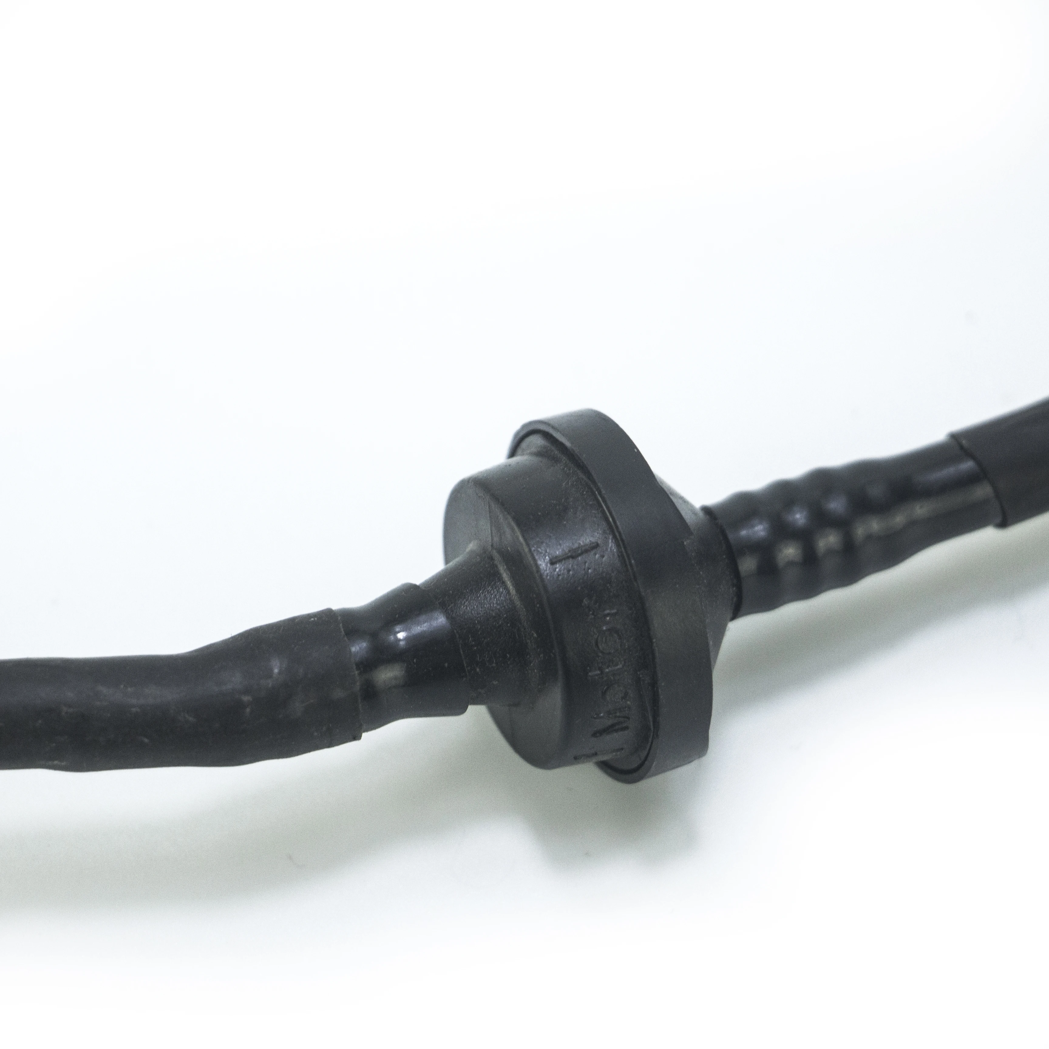 Вакуумная трубка 457861 для Dongfeng Peugeot 307 Citroen C4 Triumph T5 Sega T6 2 0 бесплатная