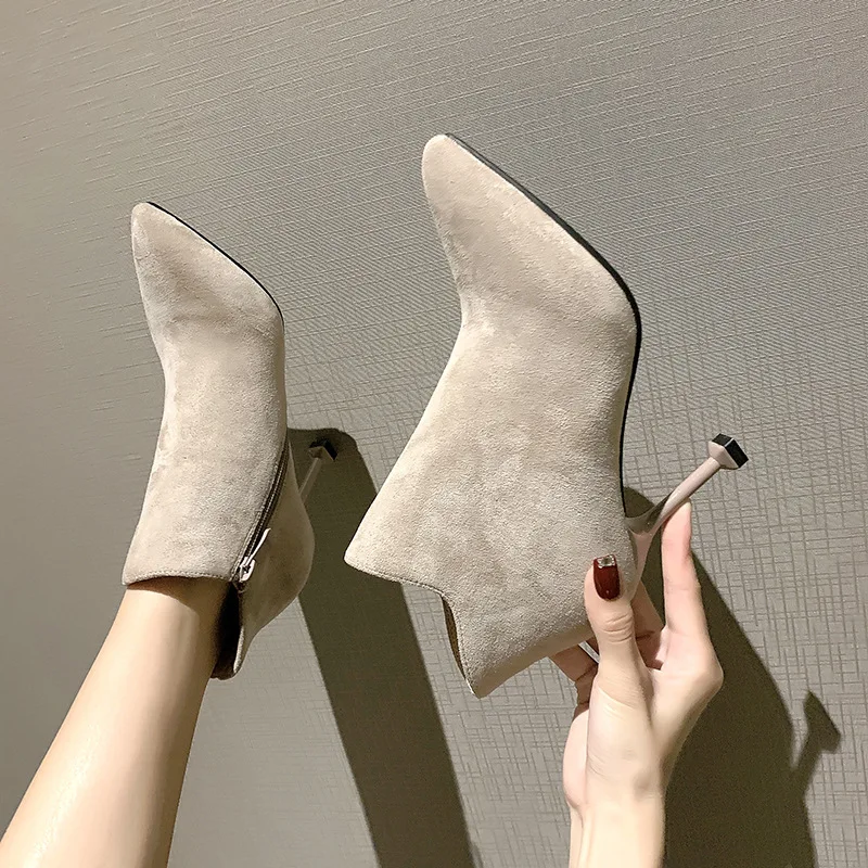 

6638-2 Autumn 2019 New Style Martin Boots Ankle Boots Thin Heeled Versatile Online Celebrity High Heel Shoes Winter Thin Small S