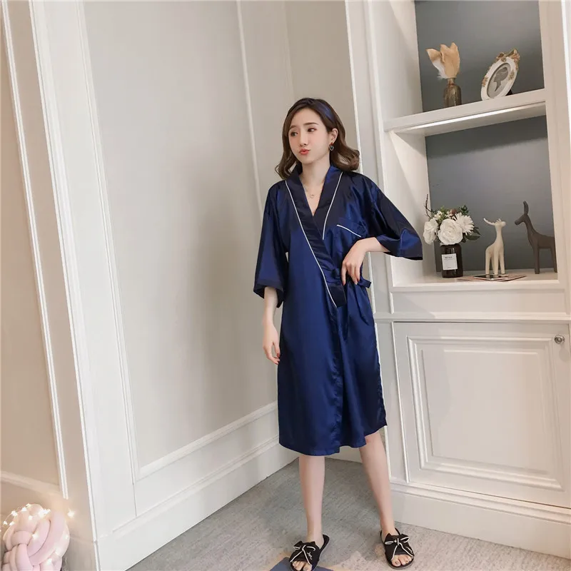 

2021 New Summer Nightdress Women's Summer Silk Short Sleeve Sexy Women's Nightgown V-neck Bathrobe Alluring Home Clothes