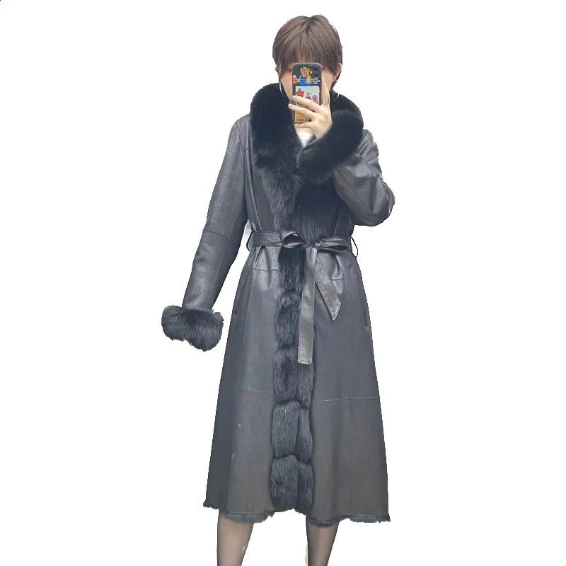 Рисунок 5 - Пальто женское из натурального