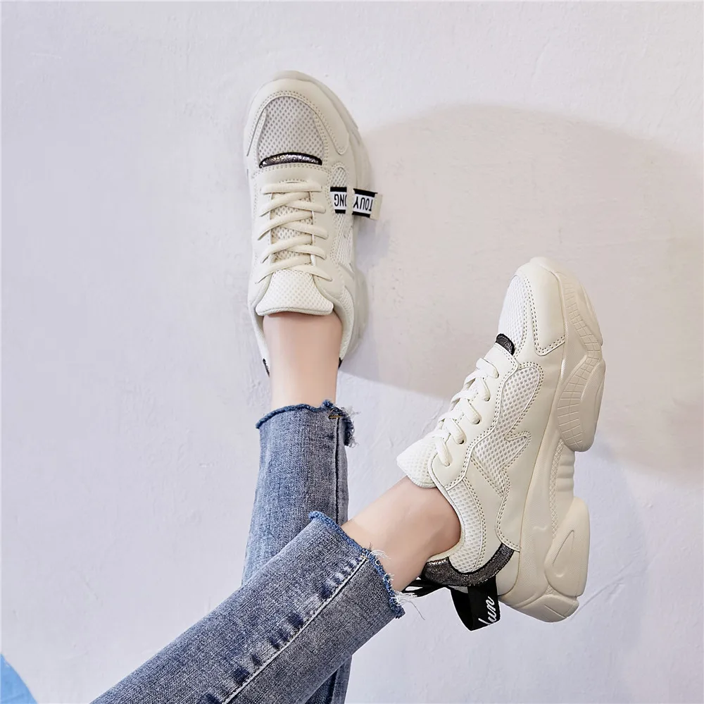 

New Women Casual Shoes Wild Flying Woven Socks Shoes Breathable Lace Up Thick Bottom Women Sneakers Leisure Shoes Male