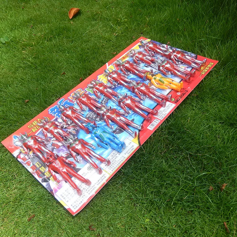 

817 Board Mounted 18 of Blister Packaging Superman Combination Stall Hot Selling Toy 9.9 Yuan Shop Supply of Goods
