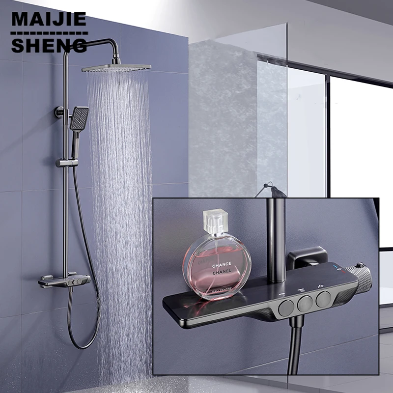 Accessoires de salle de bain de comptoir modernes en verre et métal noirs