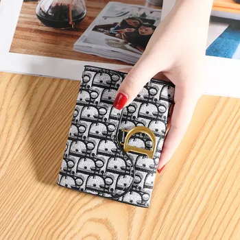 

2020 new European and American D big-name ladies wallet short 30% off student Korean version of coin purse women's card wallet