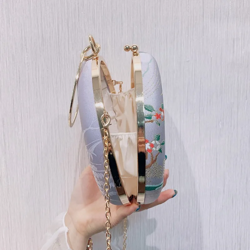Embroidery Design Large Capacity Women Clutch Evening Bags Gold Chain Shoulder Bags Girls Handbags Purses For Ladies Party Bags