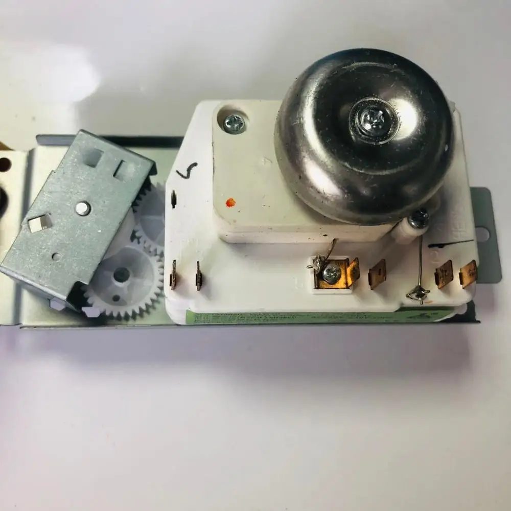 Бесплатная доставка лампочка/S (17MG58) 15A250V лампочка 50 Гц оригинал хорошее