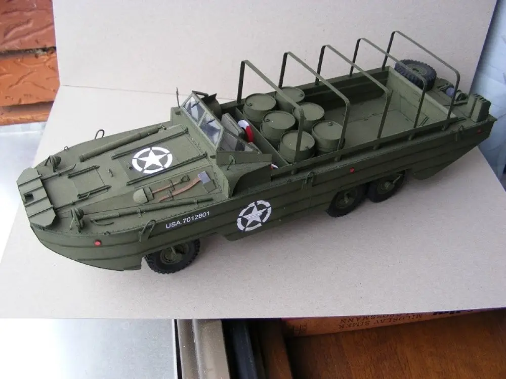 Игрушечный автомобиль амфибиус WW2 DUCK DUKW 1:25 сделай сам бумажная модель набор