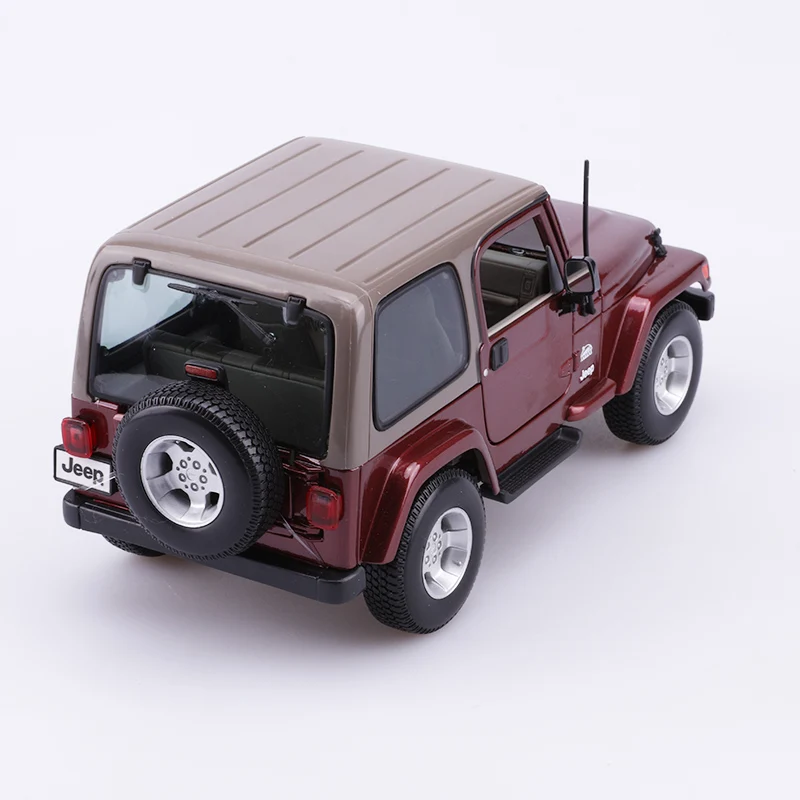 Maisto 1: 18 модель автомобиля из сплава модель Jeep Wrangler Sahara модель автомобиля Оригинальная Заводская коллекция подарок украшение