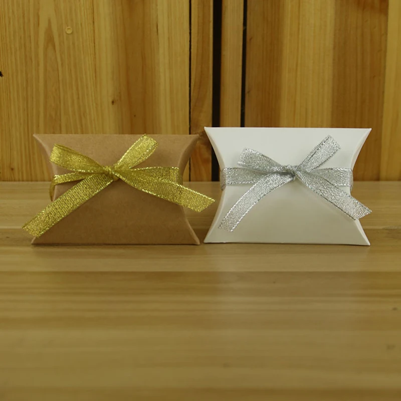 

50 шт./лот подушки из крафт-бумаги 9x6x2,5 см Свадебная коробка для конфет «сделай сам» подарочные коробки с лентой высококачественные коробки для подарков вечерние Ринок