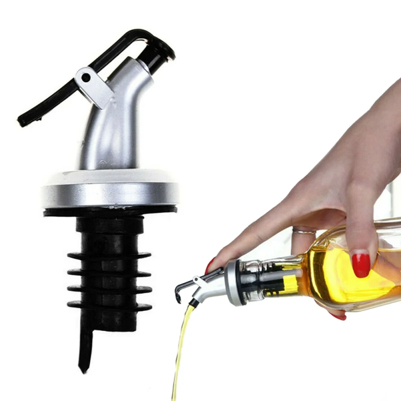 4X Bottle Pourer Pour Spout Stopper Dispenser Liquor Flow Olive Oil Wine Set New 
