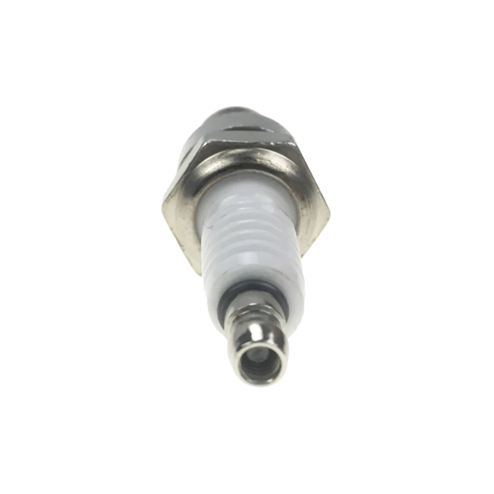 Свеча зажигания GSB F7TC для 4 х тактных двигателей GX120 GX160 GX200 GX240 GX270 GX340 GX390