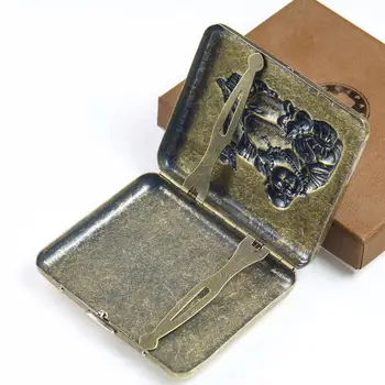 

Retro Metal Cigarette Case Box Spring Clip Open Pocket Holder Engraved Brass Buddhism Image Cigarette Box Container Tools