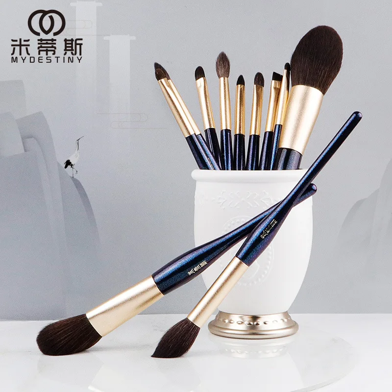 

11 Pcs Fashion High Quality Series Makeup Brush Set Blush Powder Eye Shadow Eyebrow Lip Brush Eye Patch Professional Makeup Tool