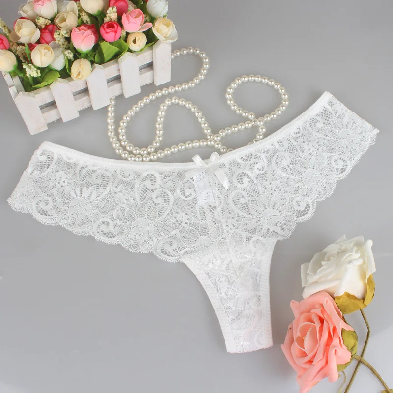 Women's Panties Floral Lace Hollow Thong Ladies Low-Rise Panties Soft Briefs Sexy Lingerie G-String Thong Underwear