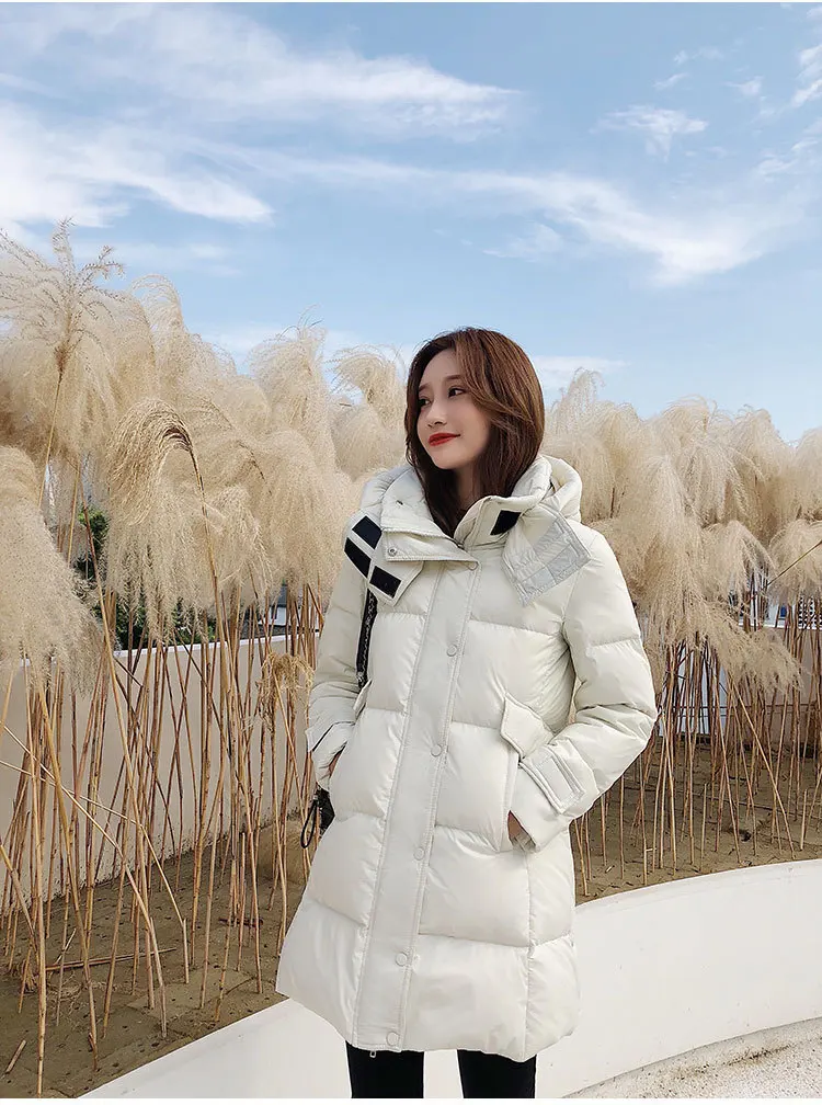 Зимняя новая стильная куртка-пуховик на белом утином пуху для фотосессии, женский корейский стиль, воротник из натурального меха, короткая, высокая талия