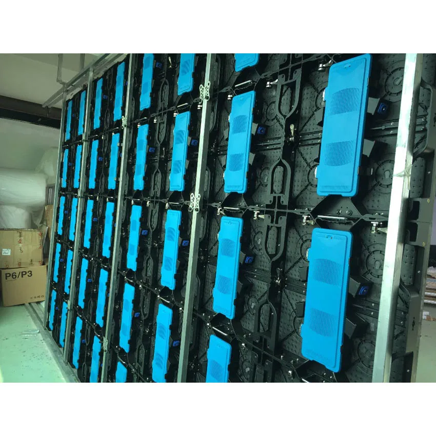 Высококачественный сверхъяркий светодиодный дисплей P4.81 smd 500*500 мм литой под