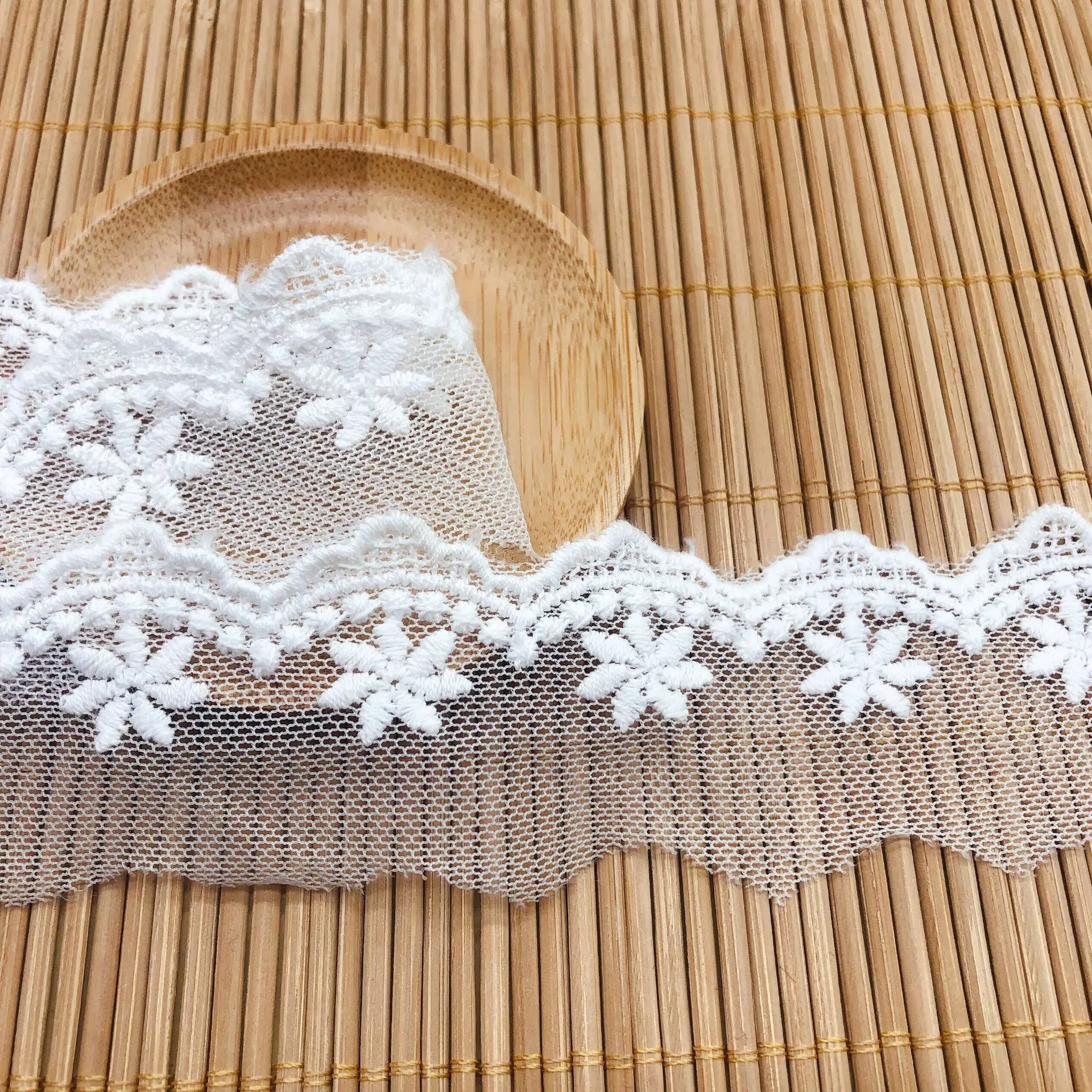 

5Yards Mesh White Flowers Embroidered Lace Fabrics DIY Sewing Skirt Underwear Wedding Accessories