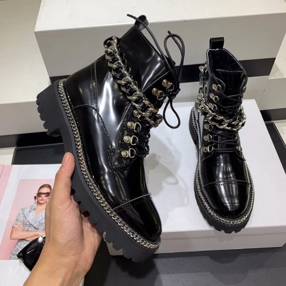 Дамские черные сапоги из натуральной кожи женские мотоботы в стиле панк цепочка