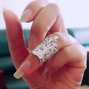 

European and American minority design fine chain fingerstall tail ring irregular texture ring fashion personality jewelry