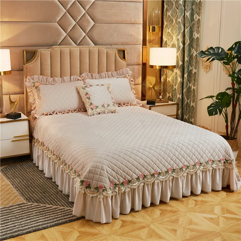 

Luxury Velvet Quilted Thick Bedspread Pink Purple Blue Chic Ruffled Soft Warm Bed spread Pillow shams 3/5pcs Queen King size
