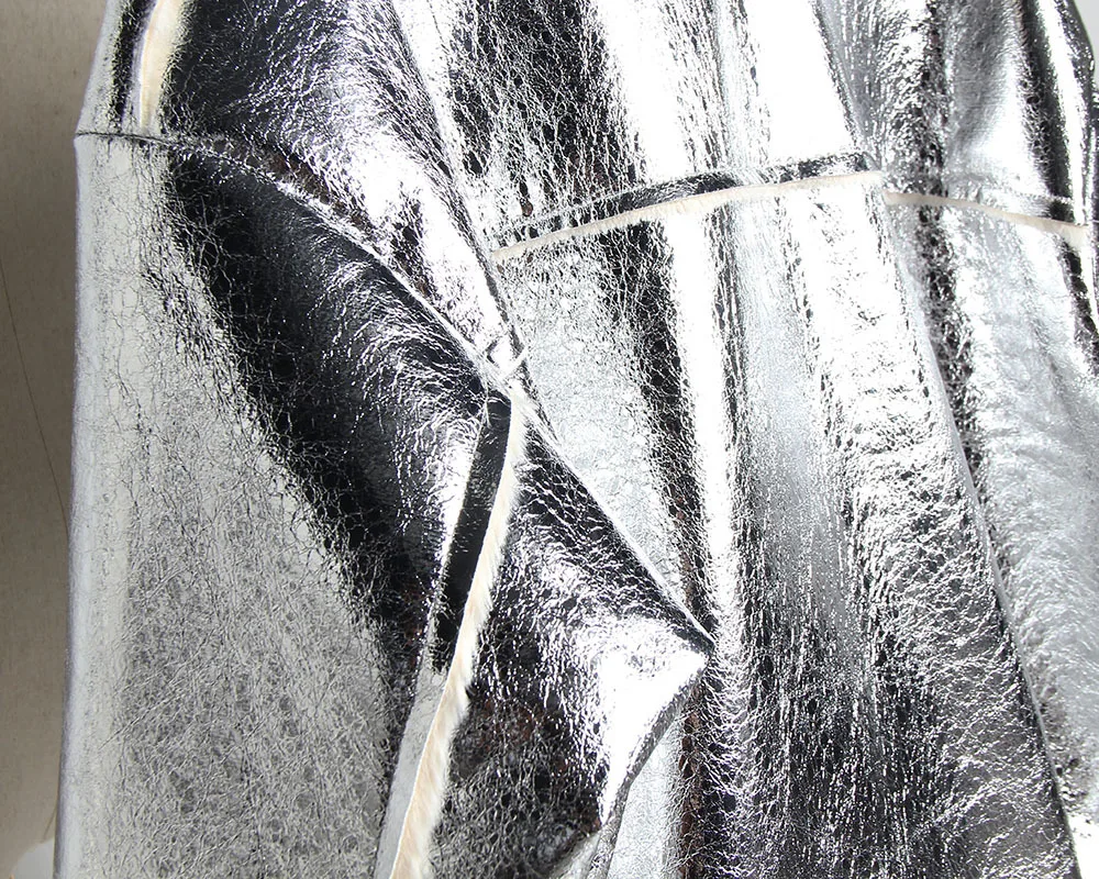 Новинка, модная женская куртка из искусственного меха Lmbswool с серебряным спилком, короткая мотоциклетная куртка, пальто для женщин, Осень-зима