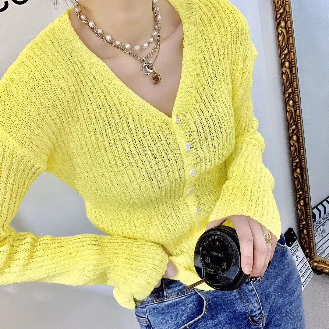 short knitted jacket