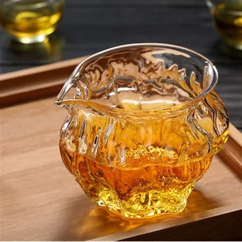 

260ml Glass Tea Infusers Heat Resistance Chahai Walnut Pattern Teacup Suitable for Microwave Ovens Glass Tea Pitcher MJ82103