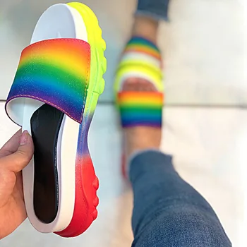 

Design Women Rainbow Slides Ladies Casual Comfortable Slippers Women Flat Platform Non Slip Women's Outdoor Beach Shoes Female