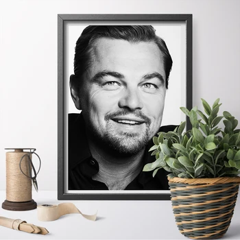 

Black and White Leonardo DiCaprio Poster Wall Art Printing Canvas Painting Wall Decor Canvas Print Art Home Decoration