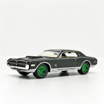 

Greenlight 1:64 1968 Mercury Cougar XR7 GT-E 428 Cobra Jet Green Machine No Box