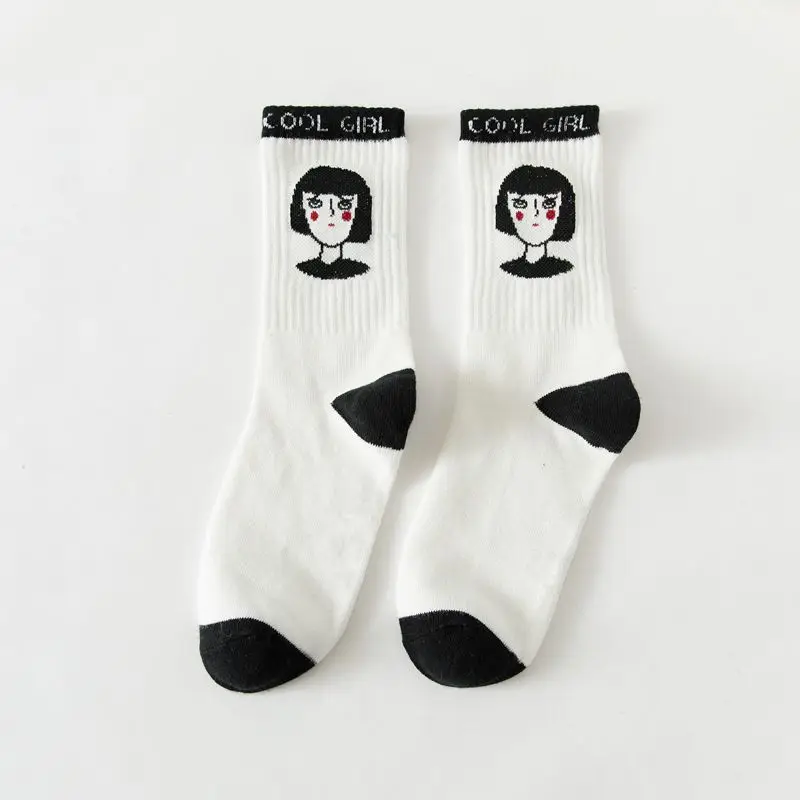 2020 New Autumn Black and White Sports Women Socks Cotton Cute Winter Socks Women Kawaii