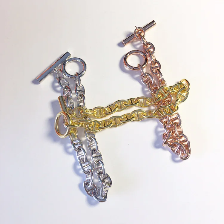 Высококачественный медный позолоченный глянцевый браслет с пряжкой для женщин, модные ювелирные изделия для женщин, лучший подарок