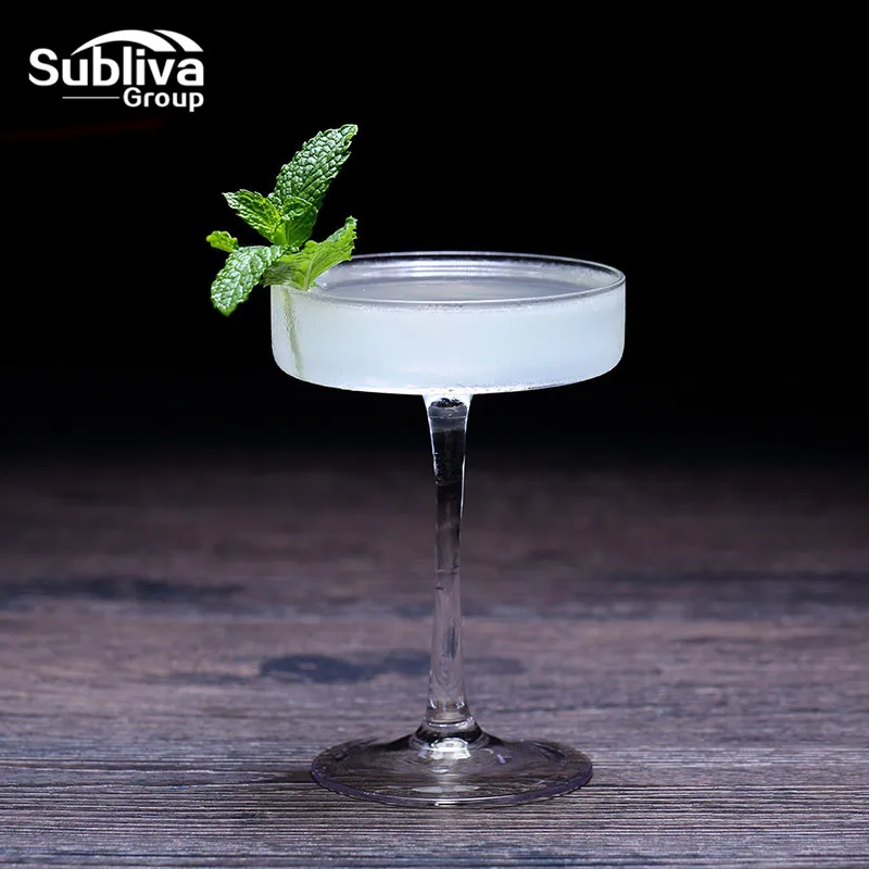 Free-Shipping-4PCS-New-Creative-Flat-Lead-Free-Cocktail-Glass-Martini-Glass-Set-of-4