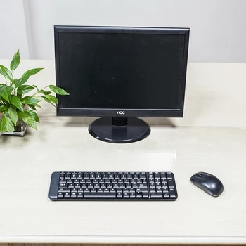 

Fashion Concise Durable PVC Table Mat 90x50x0.25cm For Desk Transparency