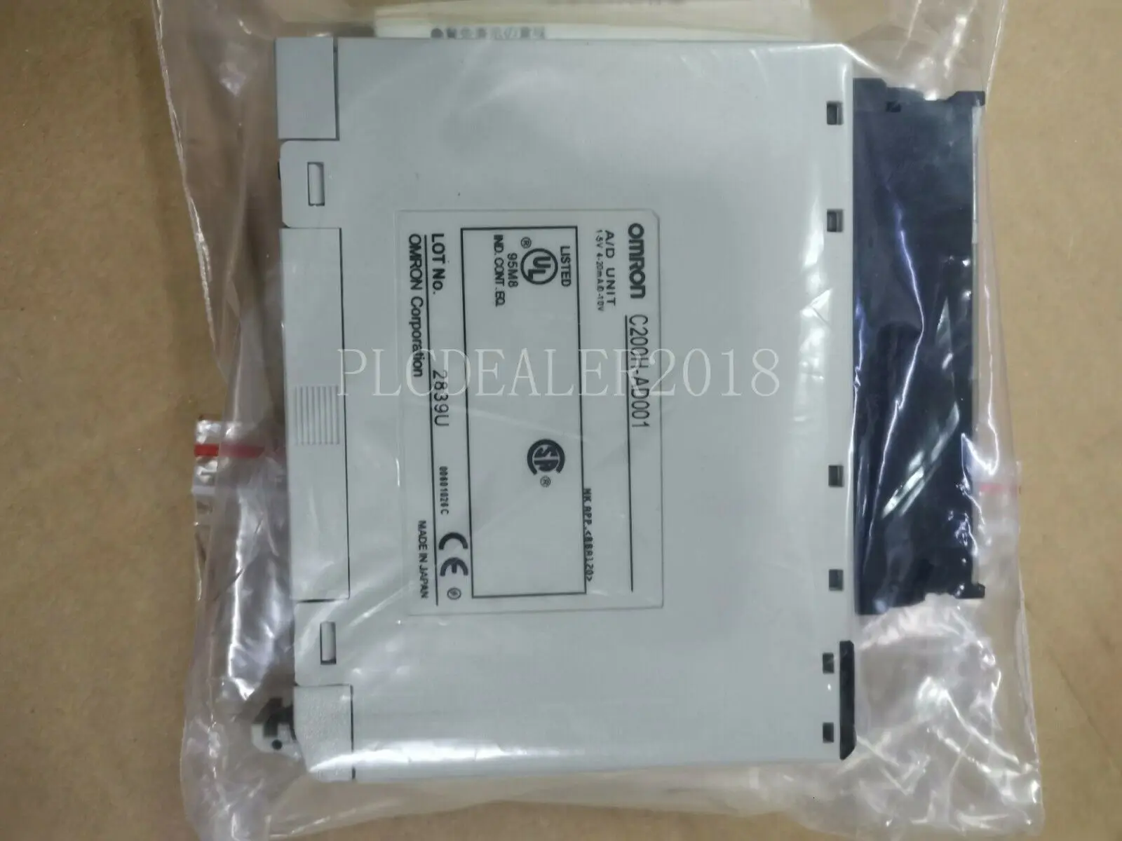 1pcs Omron Unit 4 Point Analog Input PLC C200H-AD001 C200HAD001 New in Box