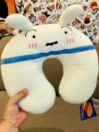 Японская Высококачественная плюшевая u-образная подушка для шеи Crayon Shinchan со шляпой, подушка для путешествий и дома, Подушка для сна, забота о здоровье, мультяшное изображение - Цвет: Dog B