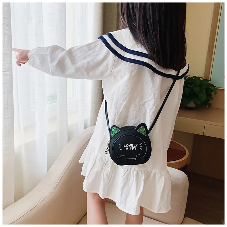 14491934583_1495844422