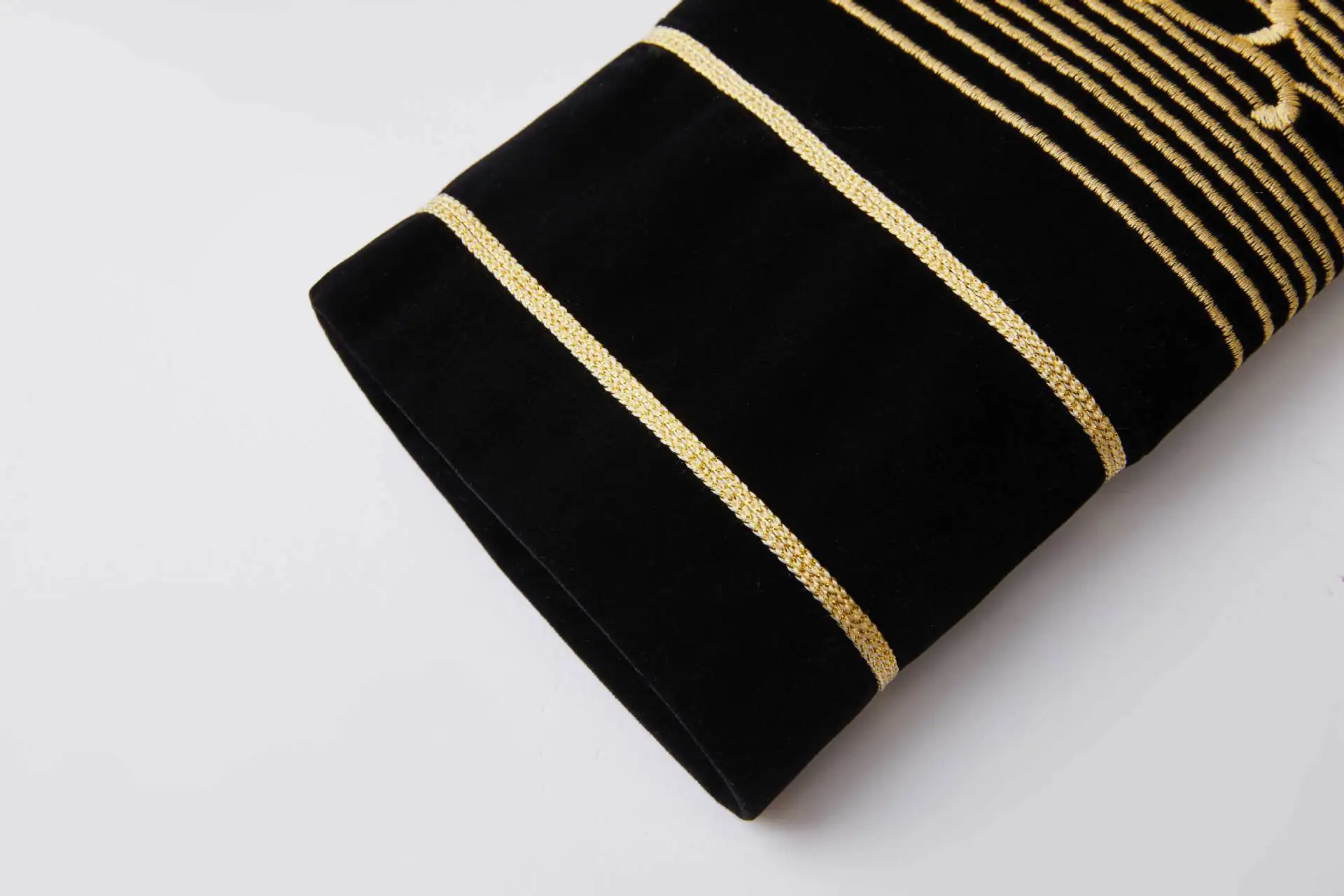 Men Gold Embroidery Velvet Blazer Court Suit Jacket Bar Nightclub Concert Male Singer Cardigan Blazers Stage Performance Costume