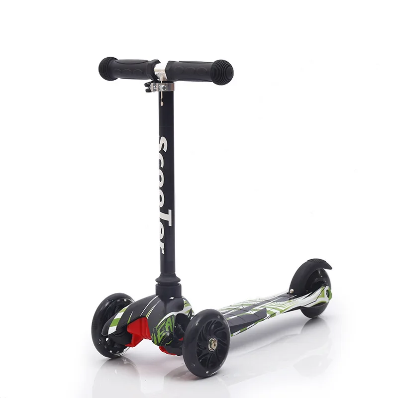 

2019 New Style 3-6-12-Year-Old Children Camouflage Scooter Three-in-One Folding Slippery Car Scooter