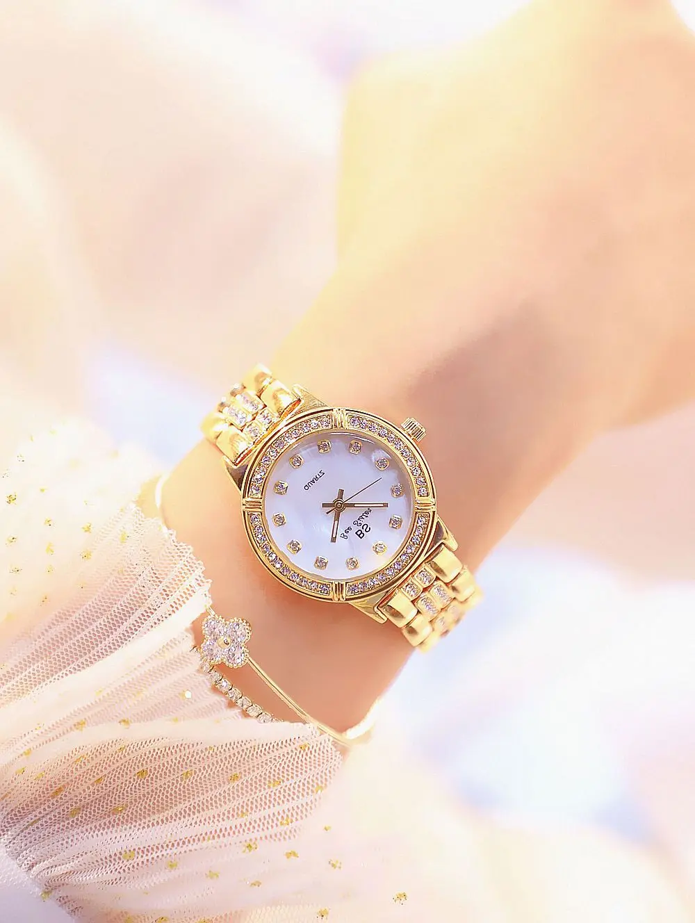 11361683171_381868954