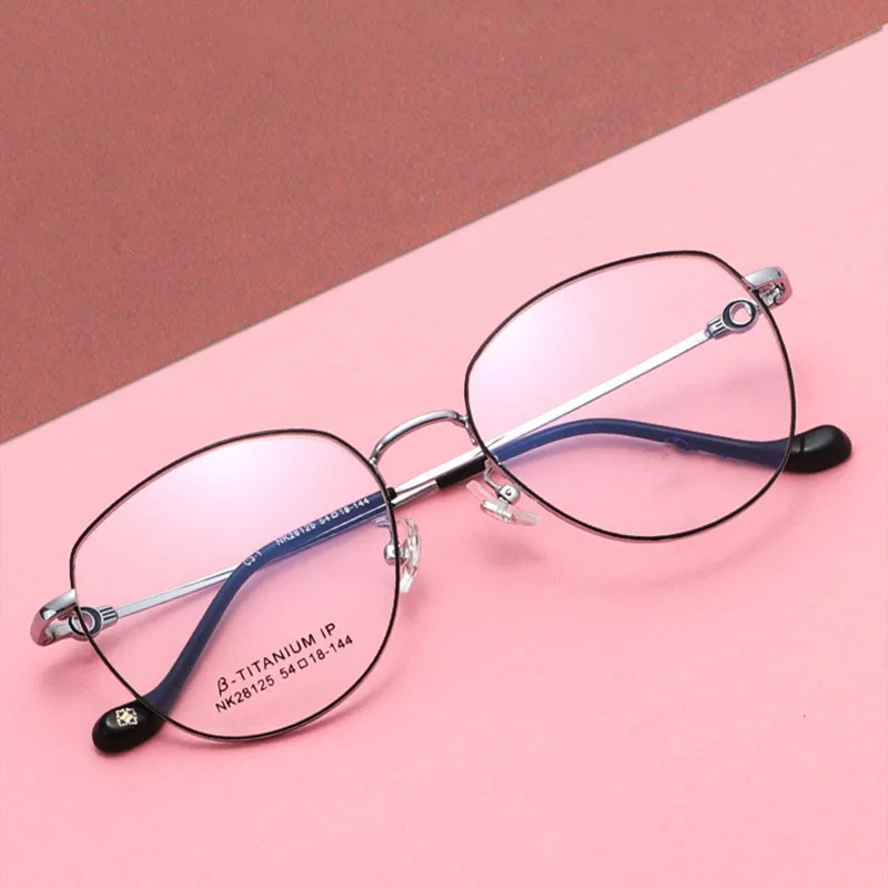 

OEYEYEO New Semi Titanium Spectacles Frame Men's Simple Retro Eyeglasses Ladies Cute Cat Ears Plain Face Trend Myopia Eyewears